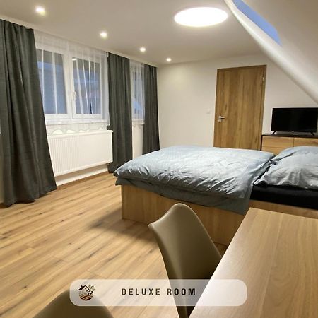 Apartmanovy Dom Visnove Exteriér fotografie