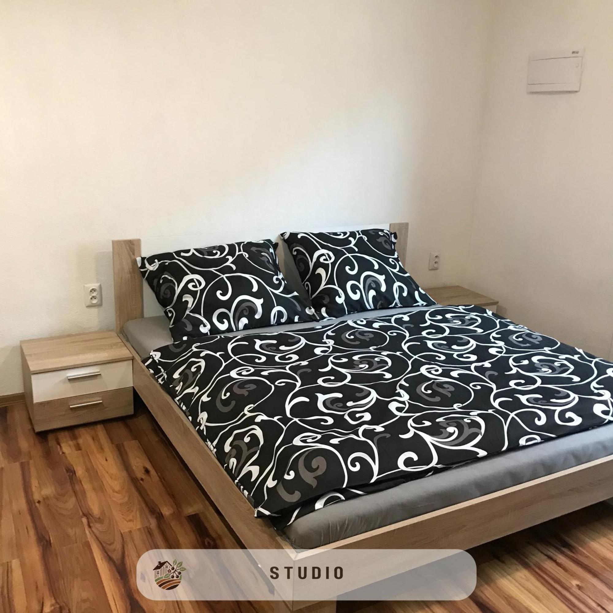 Apartmanovy Dom Visnove Exteriér fotografie