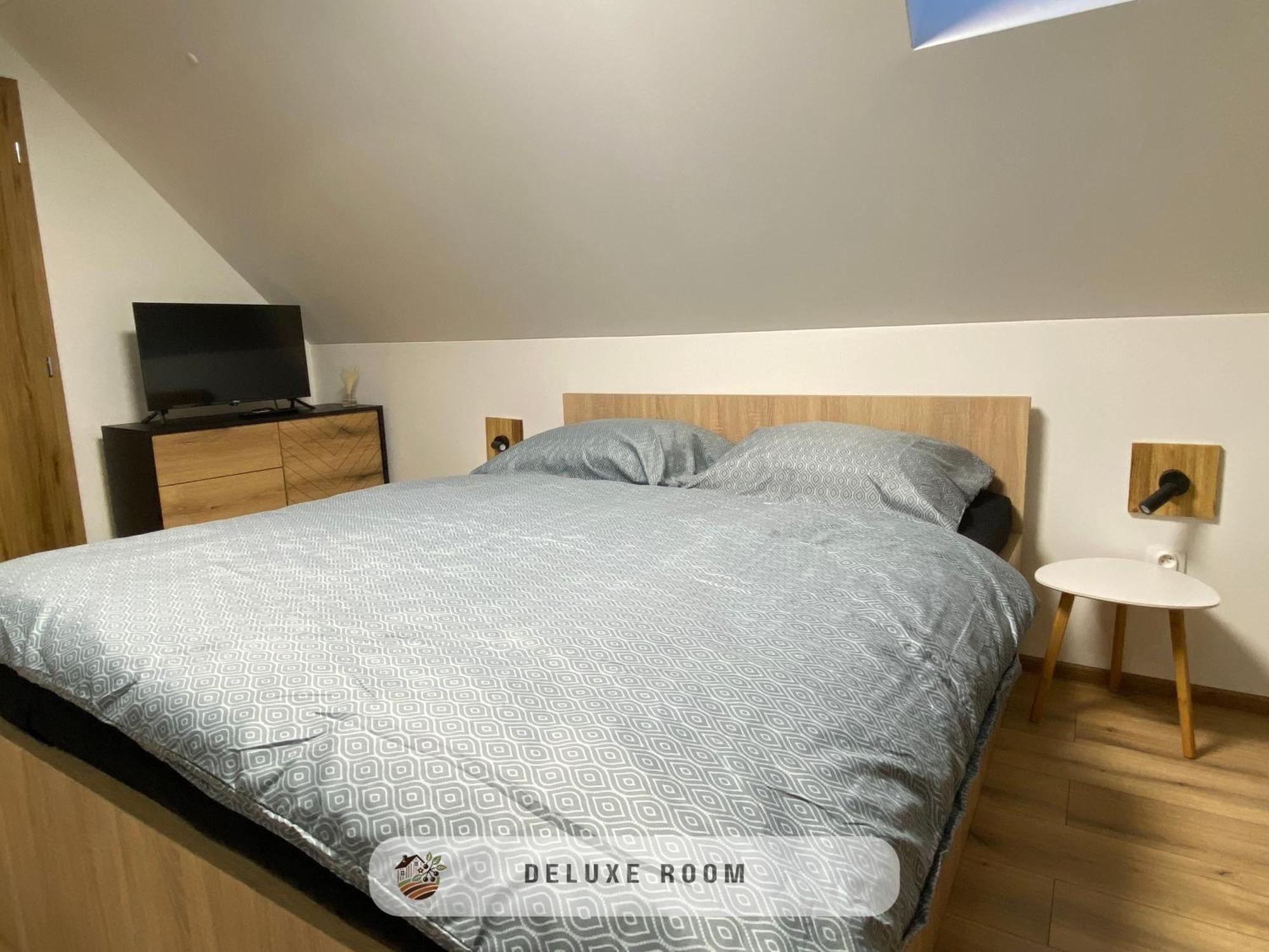 Apartmanovy Dom Visnove Exteriér fotografie