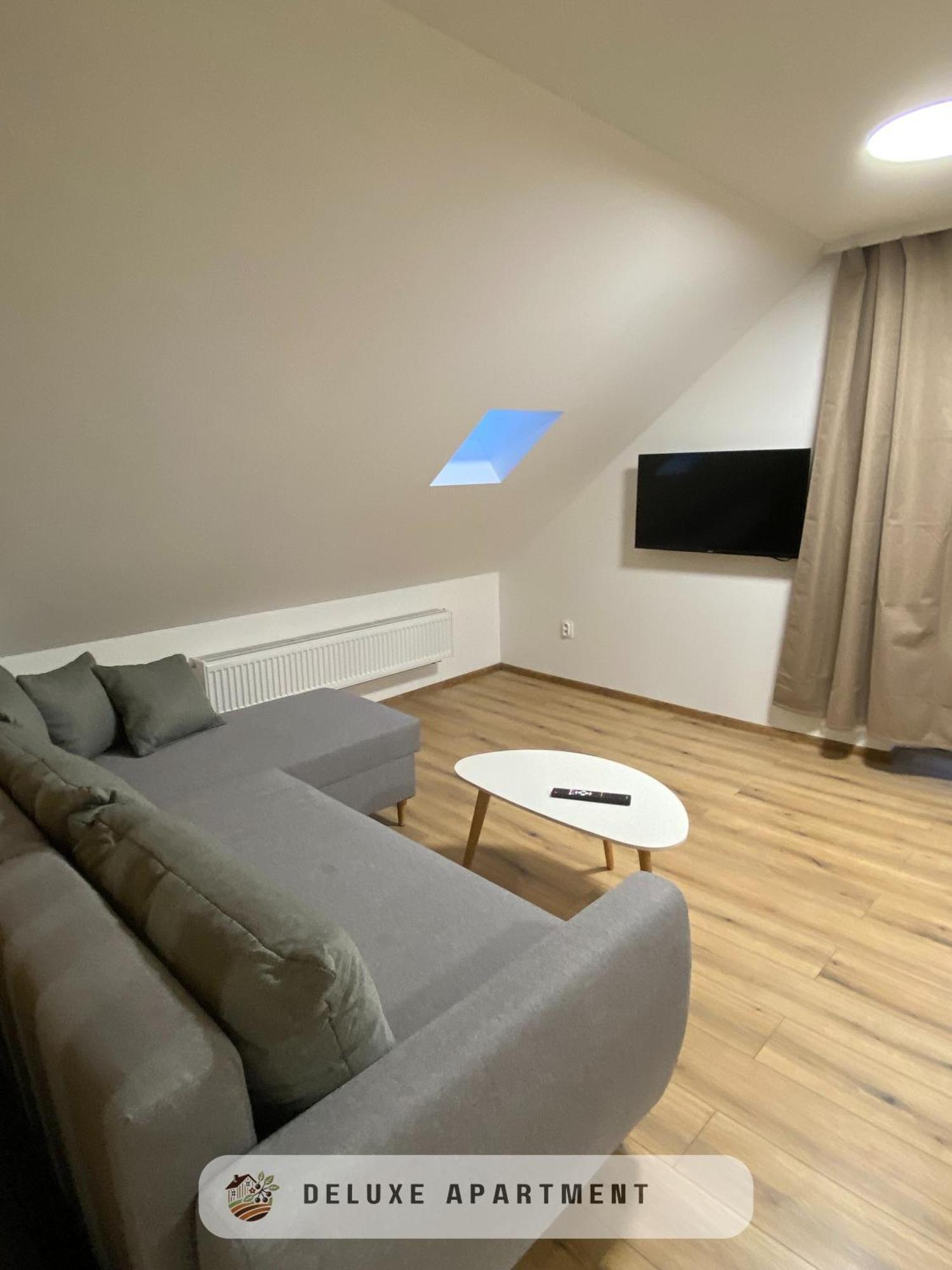 Apartmanovy Dom Visnove Exteriér fotografie