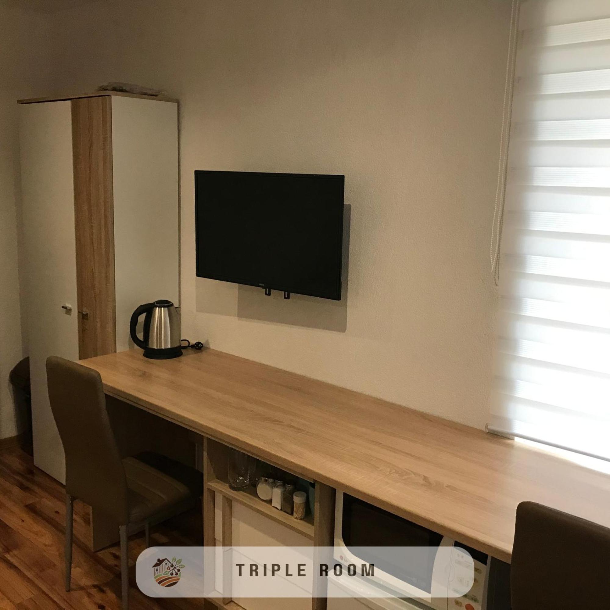 Apartmanovy Dom Visnove Exteriér fotografie